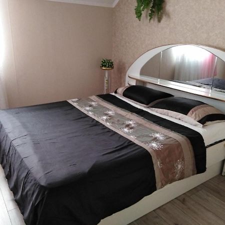 Apartament On Komarova 29 Вулиця Комарова 29 Apartment Kropyvnytskyi Ngoại thất bức ảnh