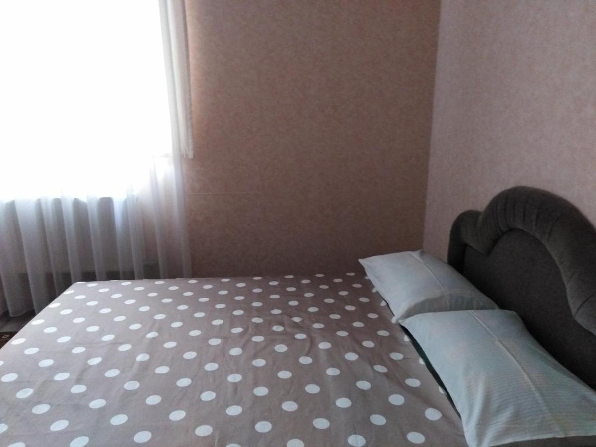 Apartament On Komarova 29 Вулиця Комарова 29 Kropyvnytskyi Ngoại thất bức ảnh
